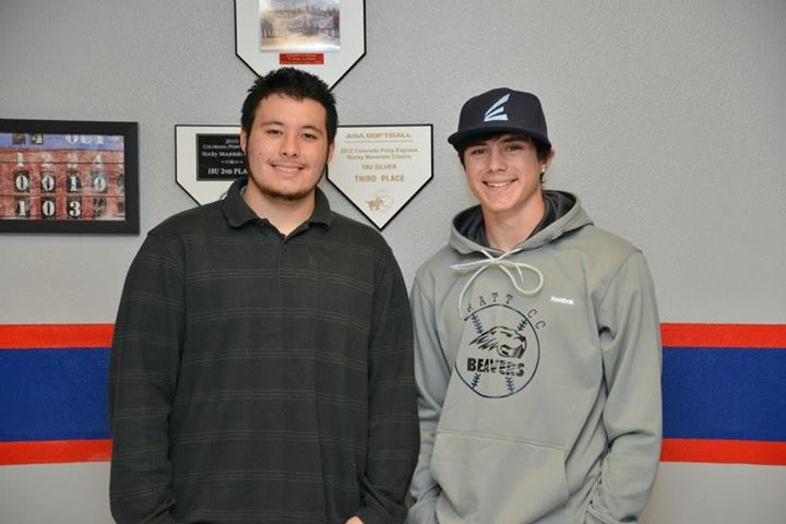 Two Fountain Valley Residents Sign for College Scholarships