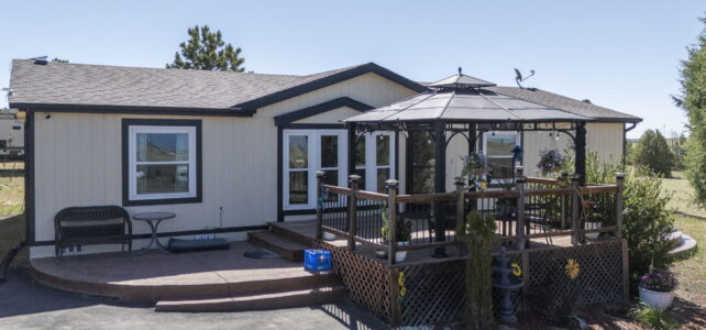 Home of the Week on 5 Acres in Peyton
